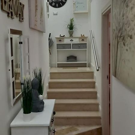 My Family Intero Appartamento Con Parcheggio Privato Potenza Kültér fotó